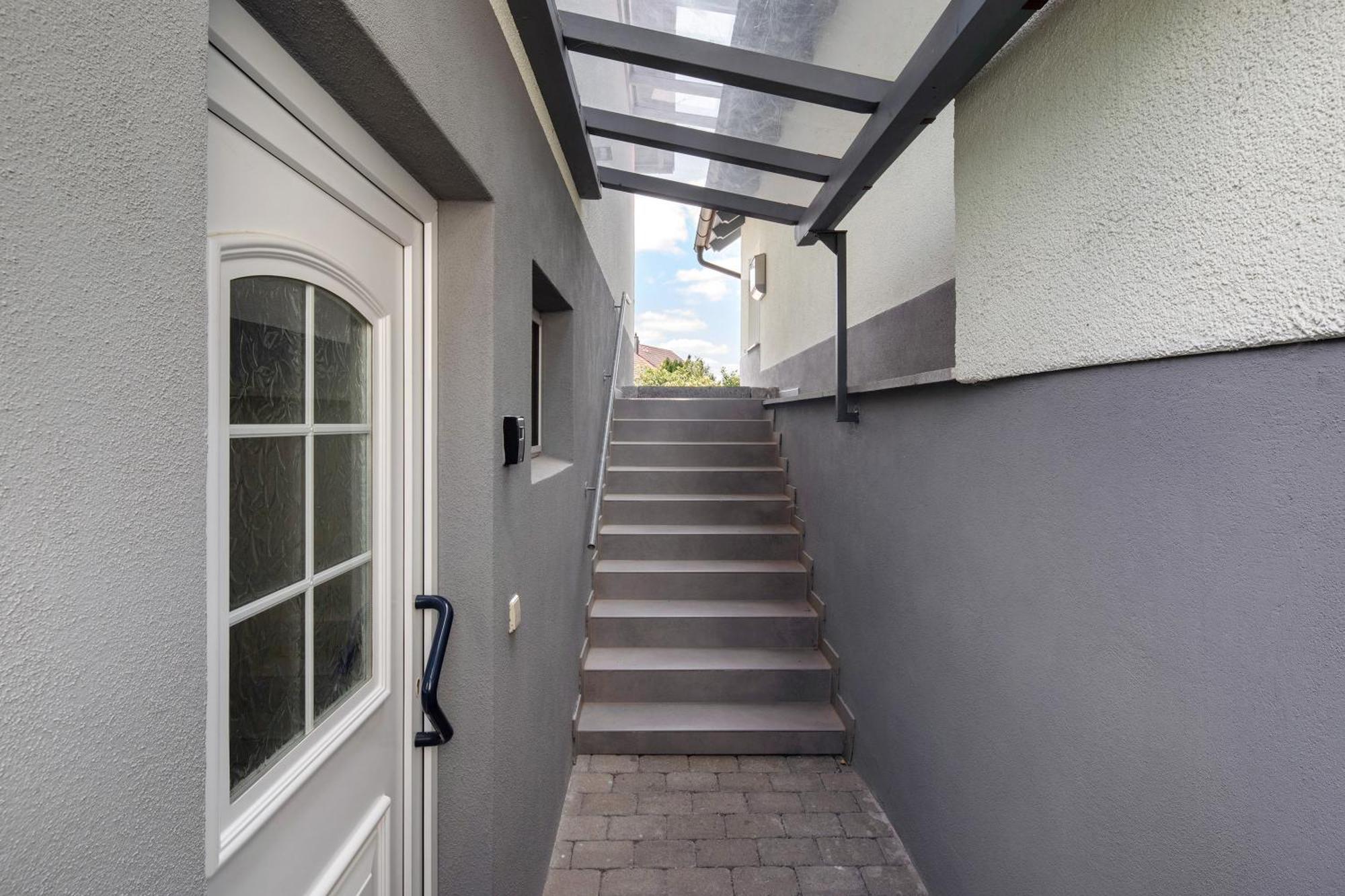 Ferienwohnung Emilia, 36Qm Münsingen Zewnętrze zdjęcie